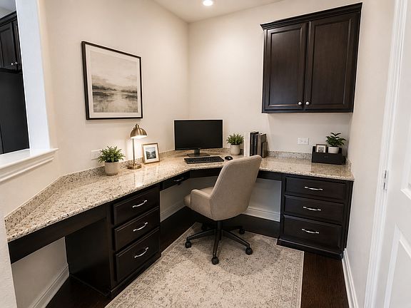 4th image of 1501 Millican Ln