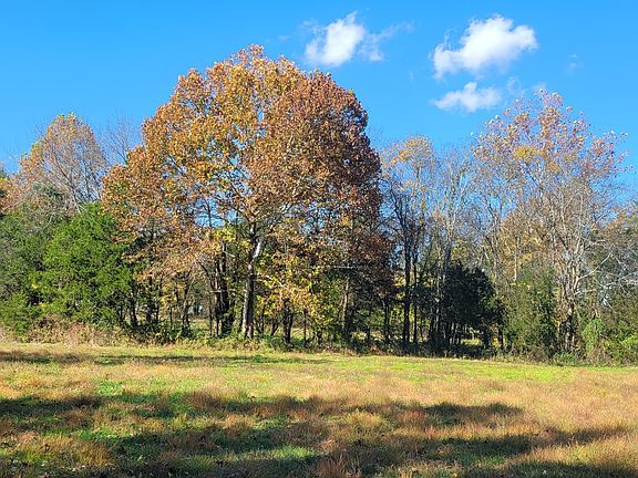 2nd image of 8 Farris Ln Lot 8