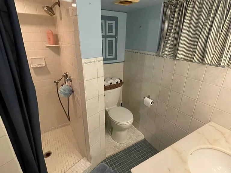 621 Erie St SE #1 — Photo 8