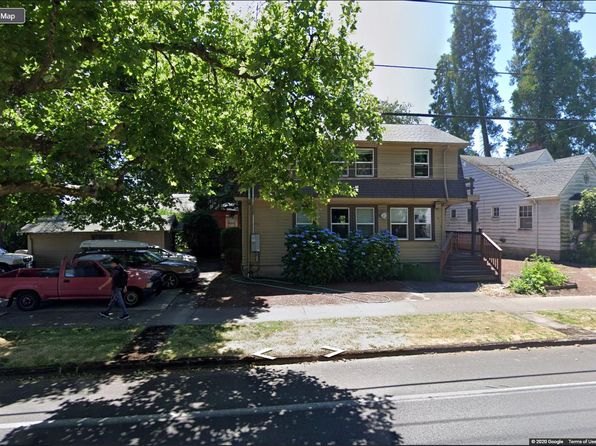 2112 NW Harrison Blvd