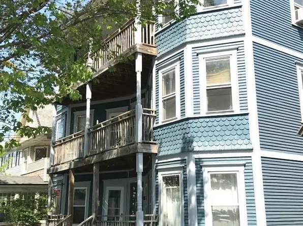 272 Pearl St APT 7, Burlington, VT 05401