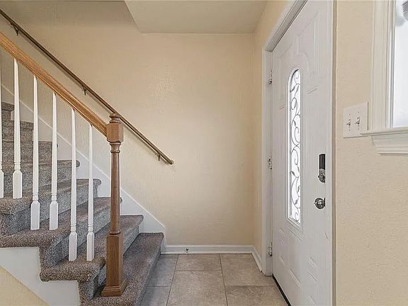 2nd image of 5809 Miss Coral Ct Room A