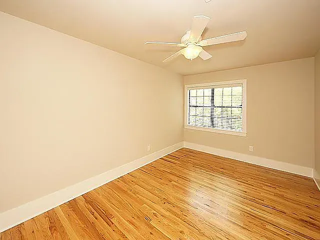 447 N Nassau St — Photo 13