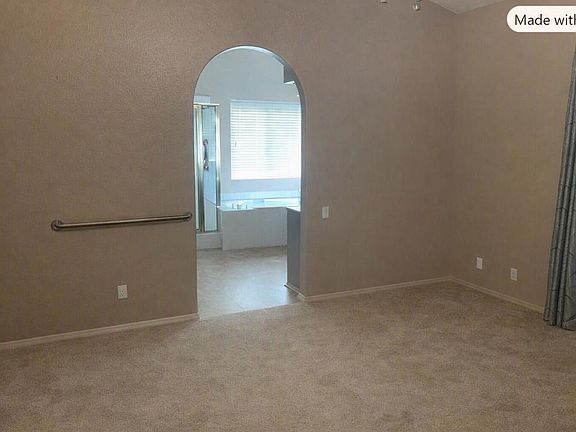 3rd image of 40605 Posada Ct
