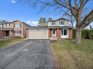 1849 Montereau Ave, Ottawa, ON K1C5X5