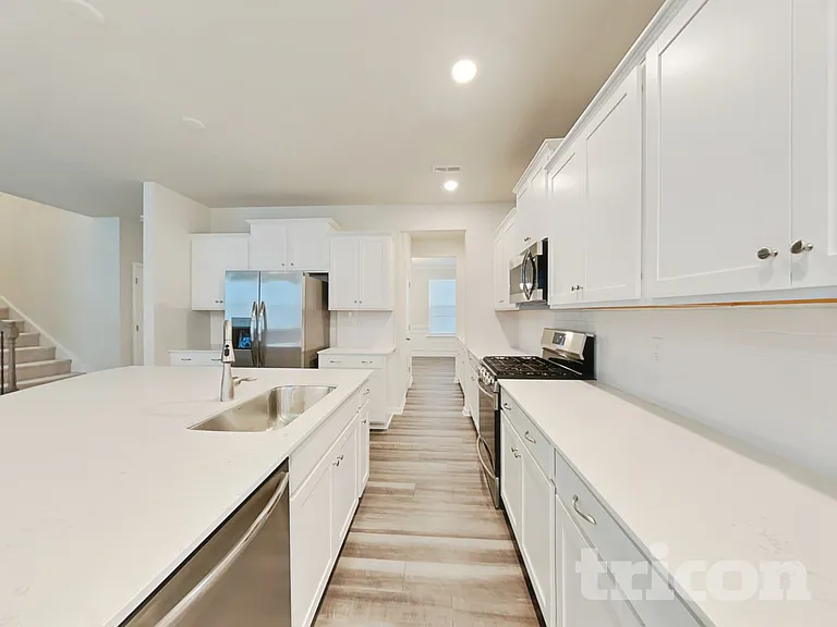 182 Magnolia St — Photo 6