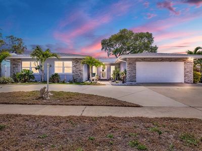 14390 Passage Way, Seminole, FL, 33776