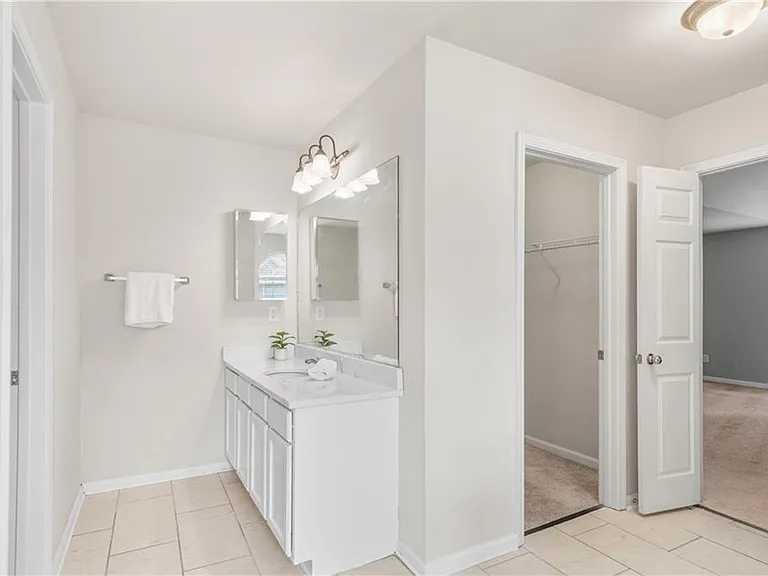 5325 Plymouth Pl — Photo 33