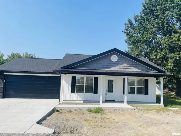 1310 Mack Ave, Marion, IL 62959