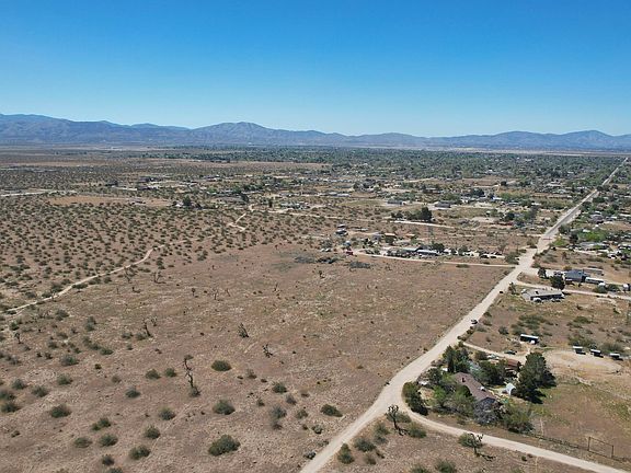 3rd image of Corner Of Ave #R-8