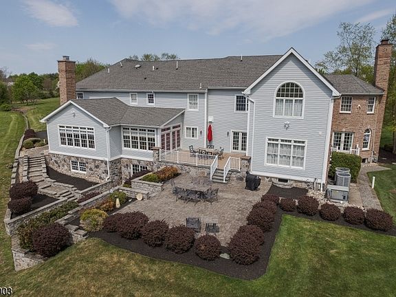 2nd image of 22 Spruce Ln