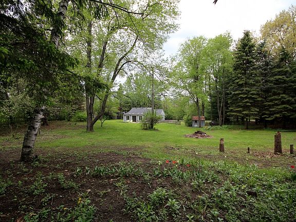 5th image of 1370 Hilltop Dr