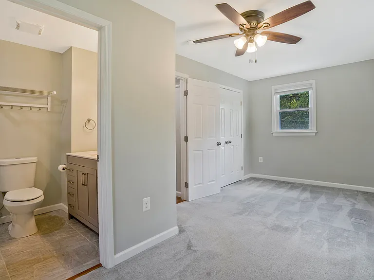 6024 Rixey Dr — Photo 40