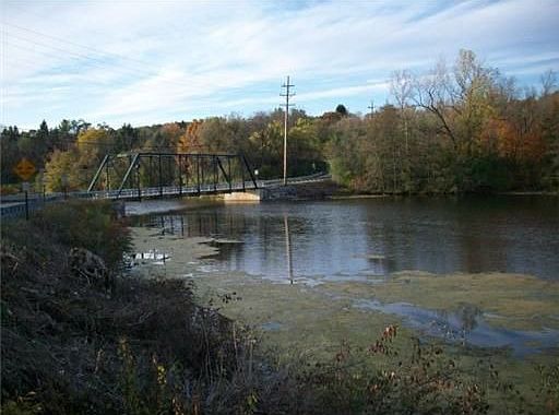 2nd image of 3050 Foster Rd