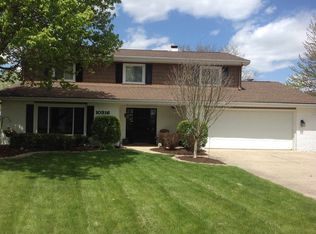 10316 Paw Paw Dr, Fort Wayne, IN 46804