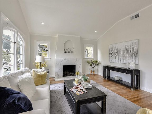 5th image of 132 Juanita Way