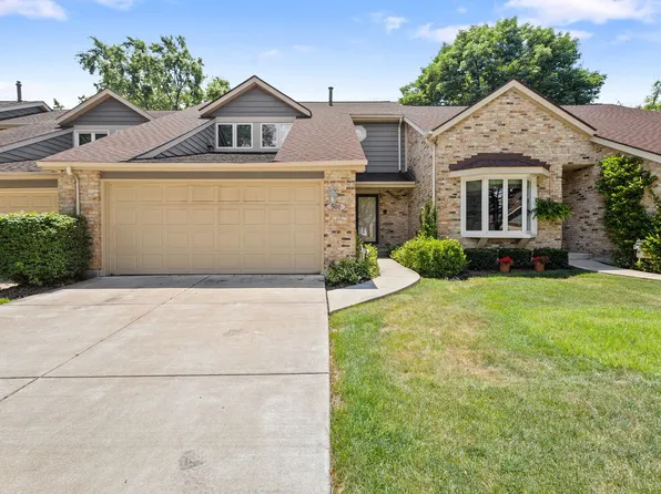 500 W Evergreen St, Wheaton, IL 60187