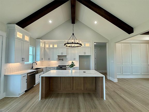 5th image of 1208 Quarter Horse Trl