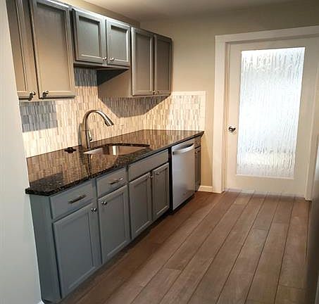 5th image of 655 E Brockton Ave
