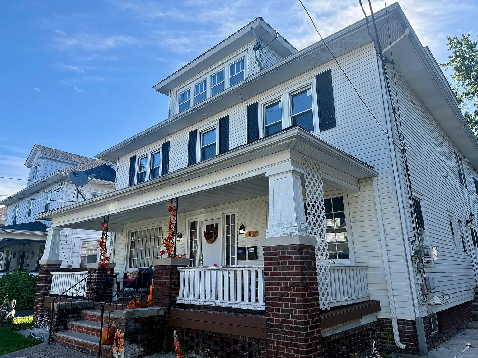 4 bed, 1450 sqft, $1,500 — Photo 2