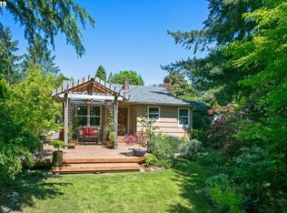 645 SW Maplecrest Dr, Portland, OR 97219