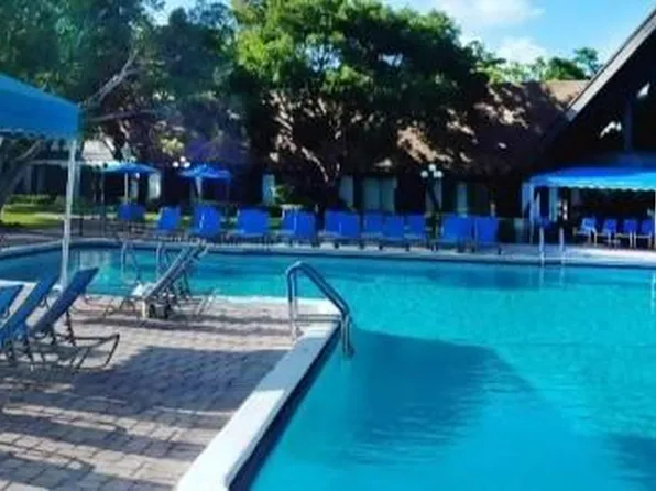 3720 Inverrary Dr APT 1J, Fort Lauderdale, FL 33319