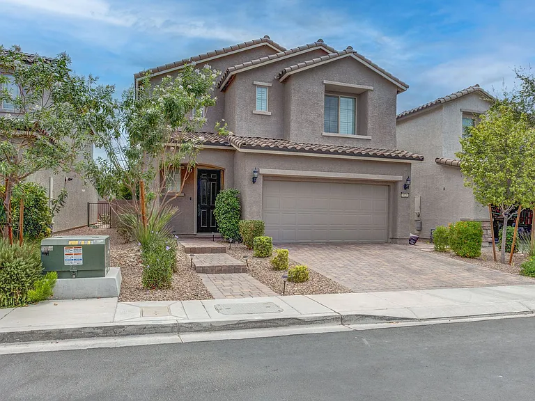 9020 Nopah Peak Ct — Photo 37