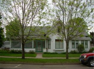 1076 E 10th St, Winona, MN 55987