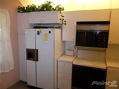 3rd image of 3503 Oaks Way APT 104