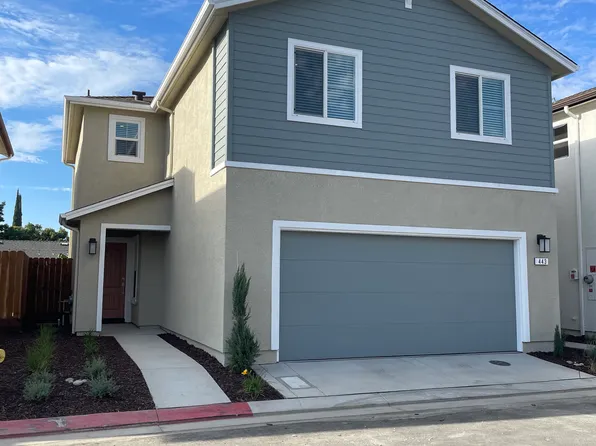 443 Peppercorn Dr, Turlock, CA 95380