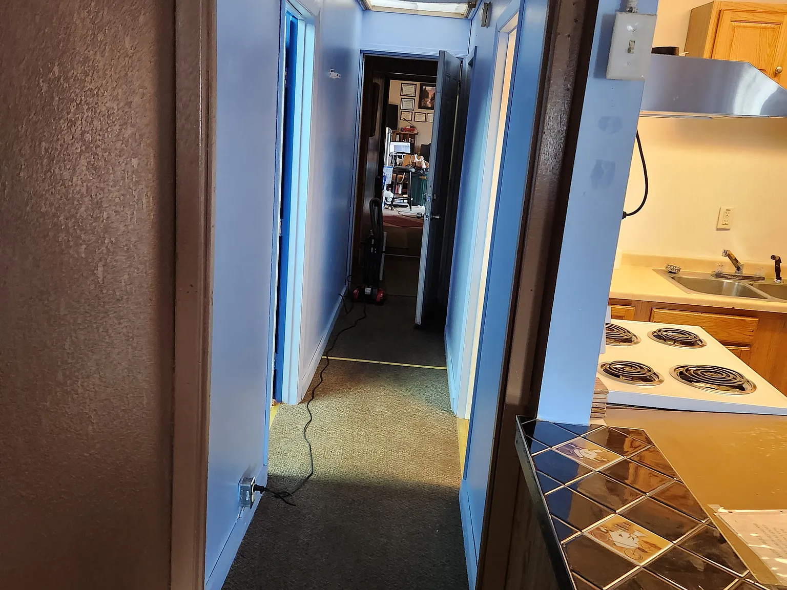1 bed, 900 sqft, $950 — Photo 4