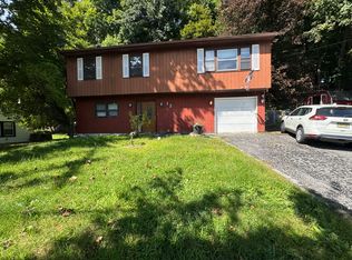 12 Brooklyn Mountain Rd, Hopatcong, NJ 07843