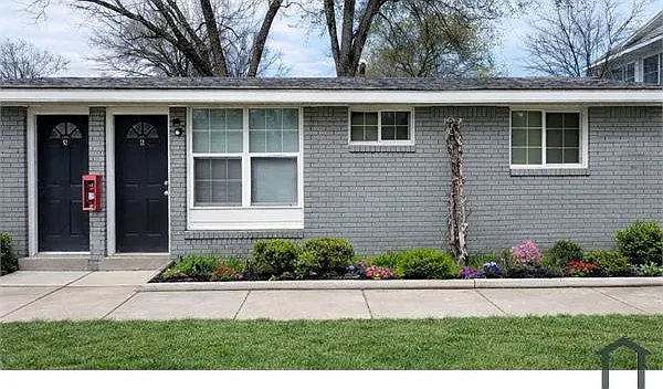 1162 Vance Ave #6