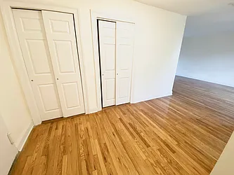 Rented by Papp Realty