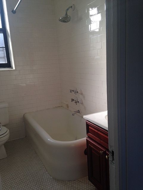 2nd image of 6712 Yellowstone Blvd APT E17
