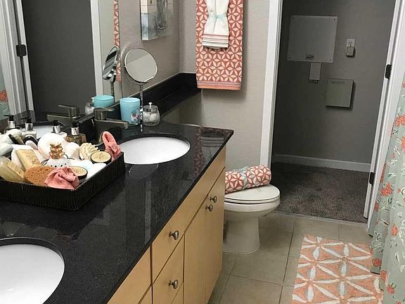 3rd image of 1700 Jake St Unit 202