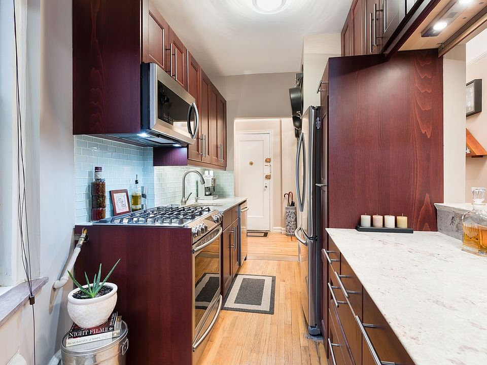 1st image of 170 E 94th St APT 2C