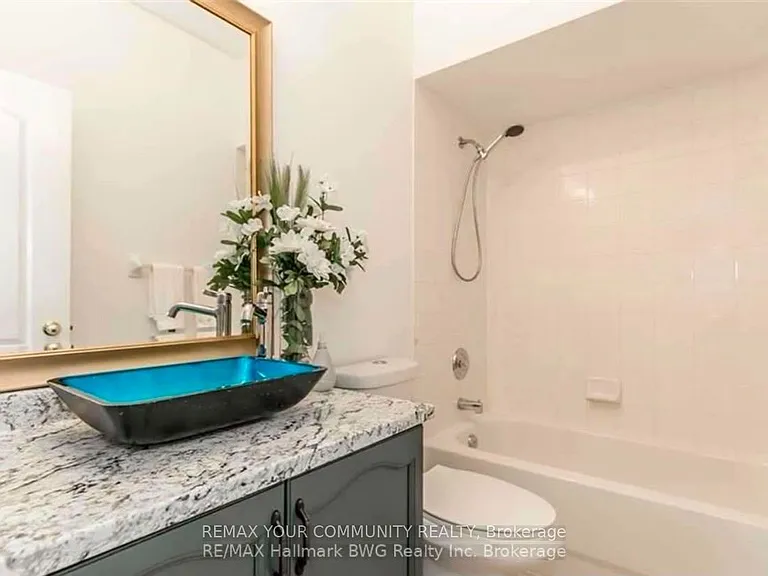 72 Depeuter Cres — Photo 11