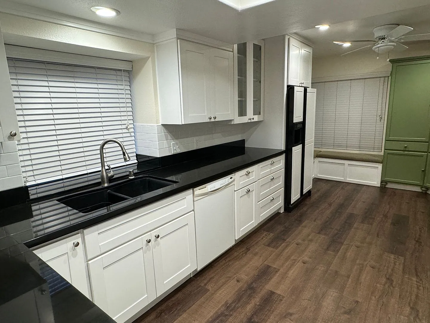 Rancho San Diego 4 Bedroom — Photo 4