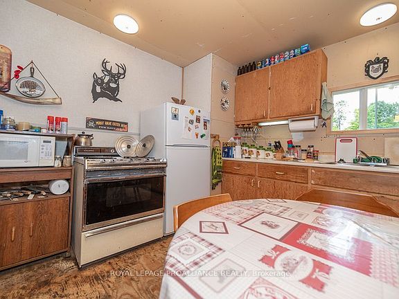 5th image of 273 Tower Rd