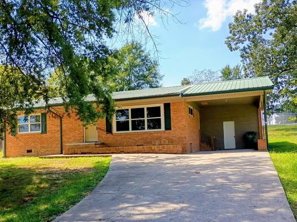 609 S 4th Ave, Chatsworth, GA 30705