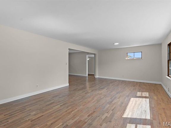 5th image of 600 N Parkview Dr