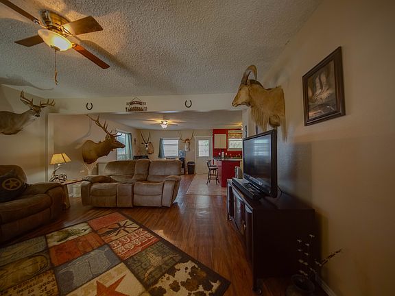 5th image of 3801 Lynda Lee Dr
