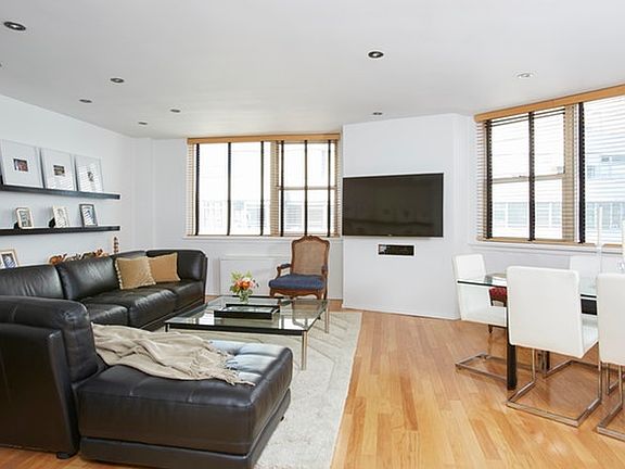 2nd image of 200 E 58th St APT 20A