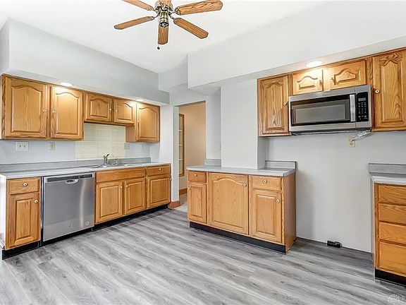 5th image of 7186 National Rd
