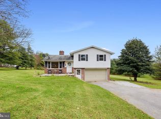 2919 Bird View Rd, Westminster, MD 21157