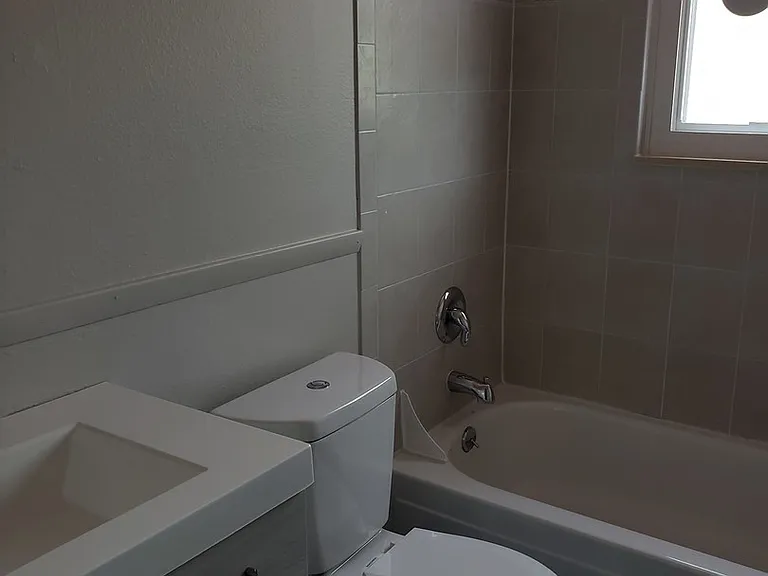 9131 W 90th Pl — Photo 8