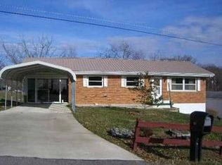 631 W Oakleaf Ct, Ashland, KY 41102