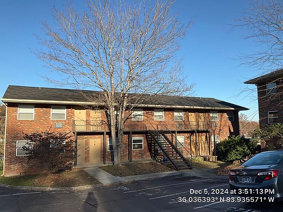 2nd image of 2716 Holbrook Dr #2720-03