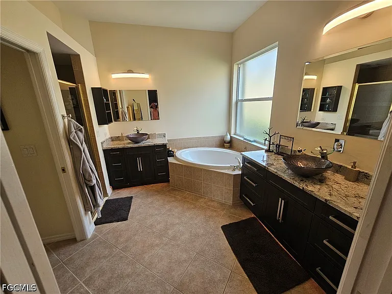2323 Bainmar Dr — Photo 12